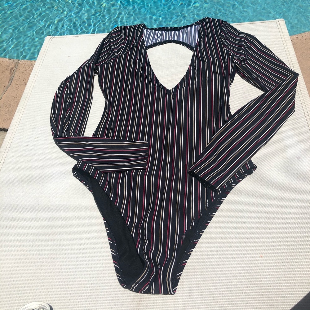 Billabong Rash Guard bodysuit